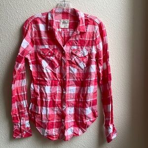 Hollister long sleeve plaid flannel button down shirt Size M